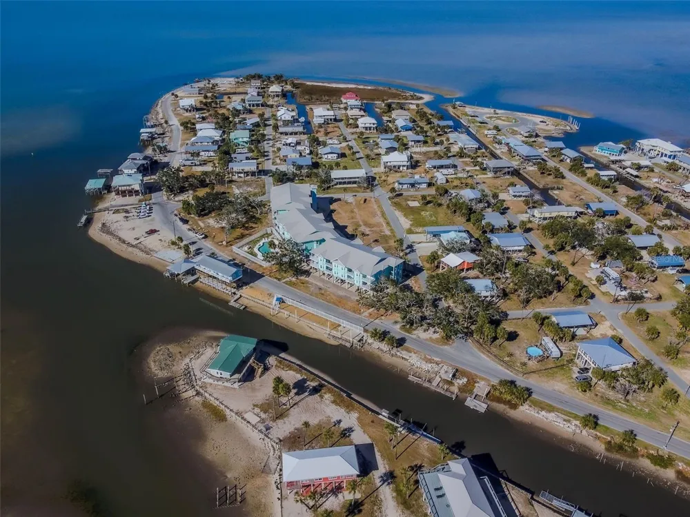 502 MAIN STREET #207 Horseshoe Beach, FL 32648