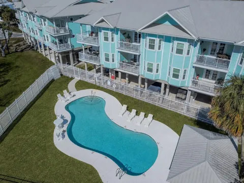 502 MAIN STREET #207
