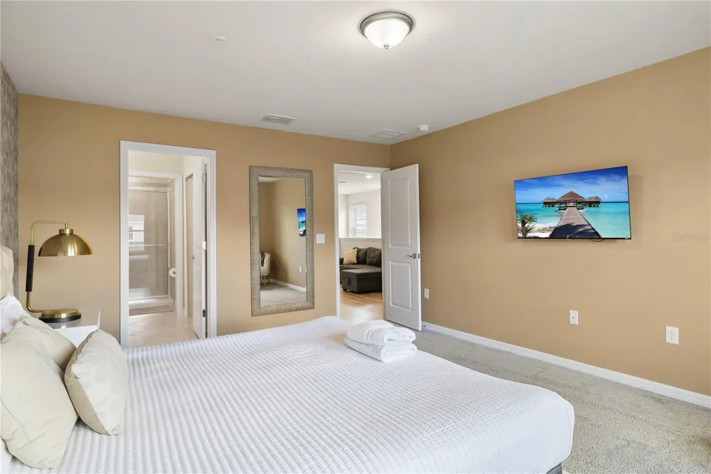 1277 BLUE ISLAND DRIVE Clermont, FL 34714