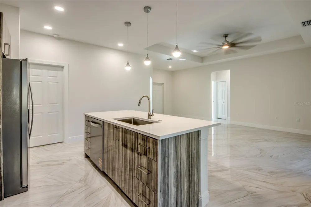 2512 48TH STREET W Lehigh Acres, FL 33971