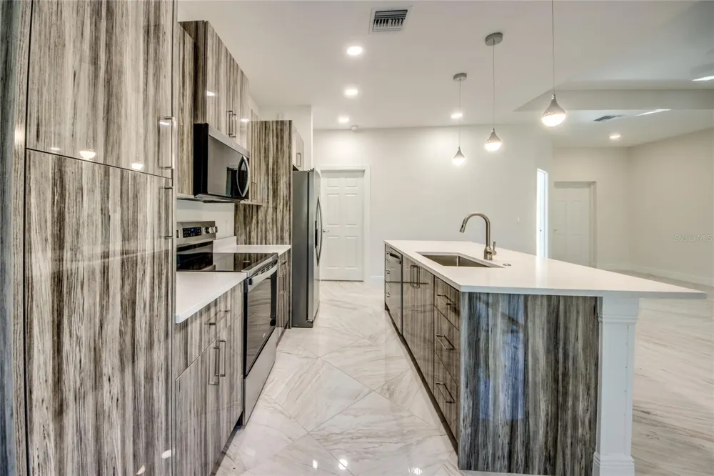 2512 48TH STREET W Lehigh Acres, FL 33971