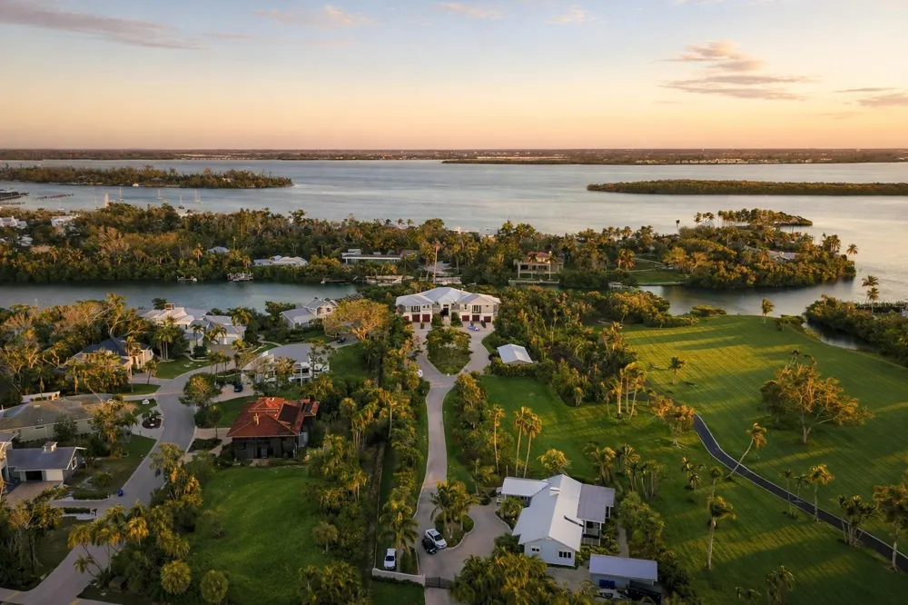 6680 GULF OF MEXICO DRIVE Longboat Key, FL 34228