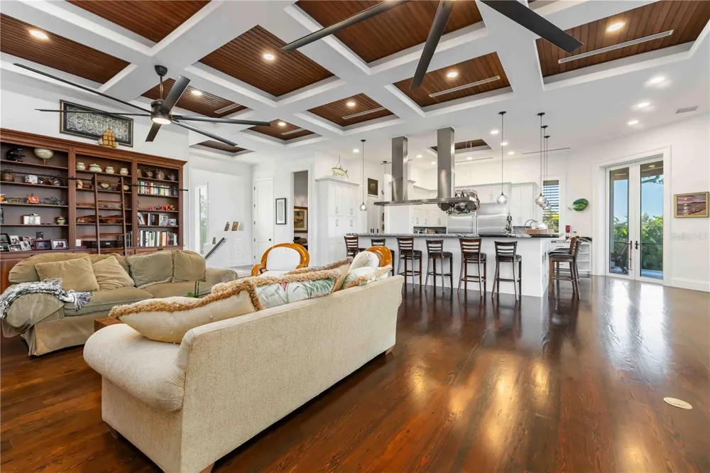 6680 GULF OF MEXICO DRIVE Longboat Key, FL 34228