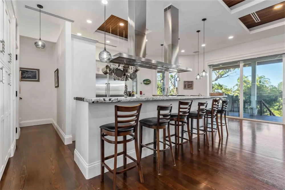6680 GULF OF MEXICO DRIVE Longboat Key, FL 34228