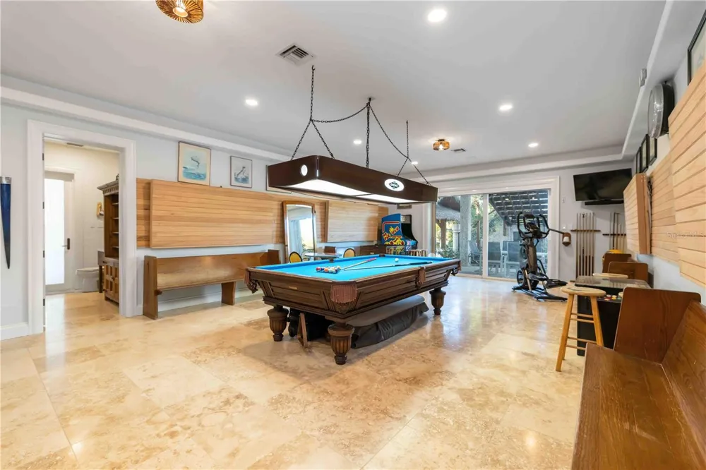 6680 GULF OF MEXICO DRIVE Longboat Key, FL 34228