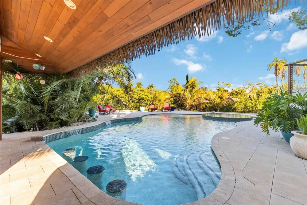 6680 GULF OF MEXICO DRIVE Longboat Key, FL 34228