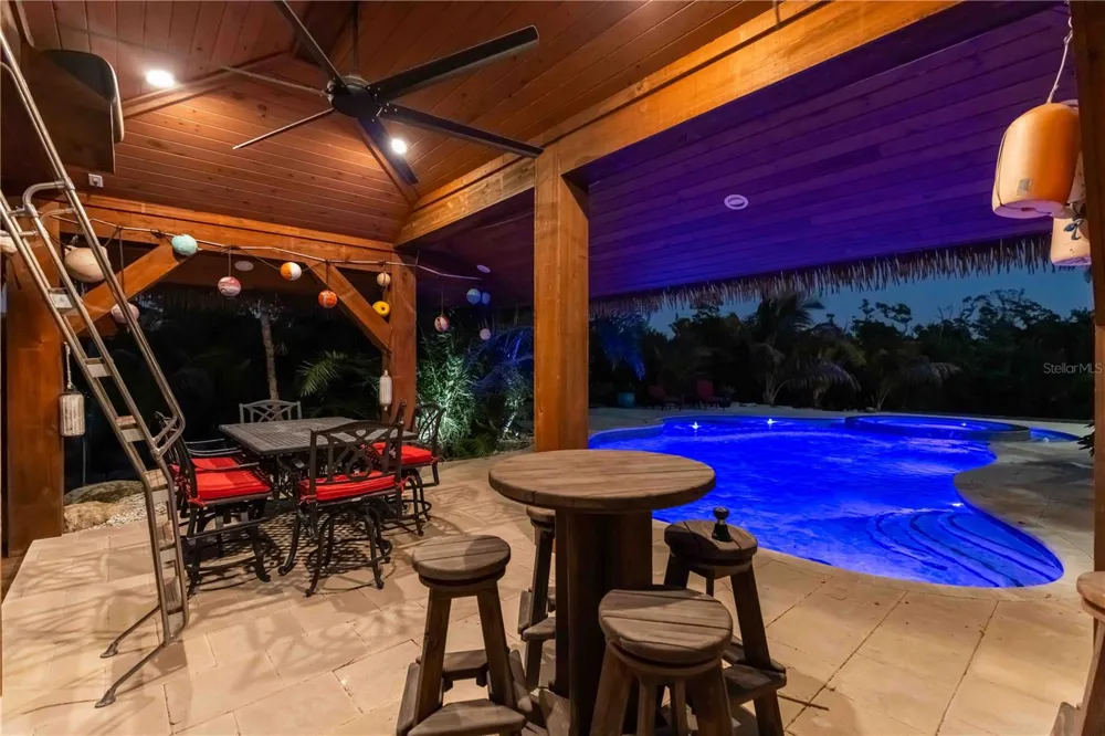 6680 GULF OF MEXICO DRIVE Longboat Key, FL 34228