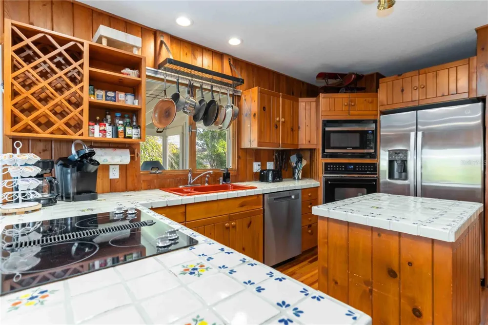 6680 GULF OF MEXICO DRIVE Longboat Key, FL 34228