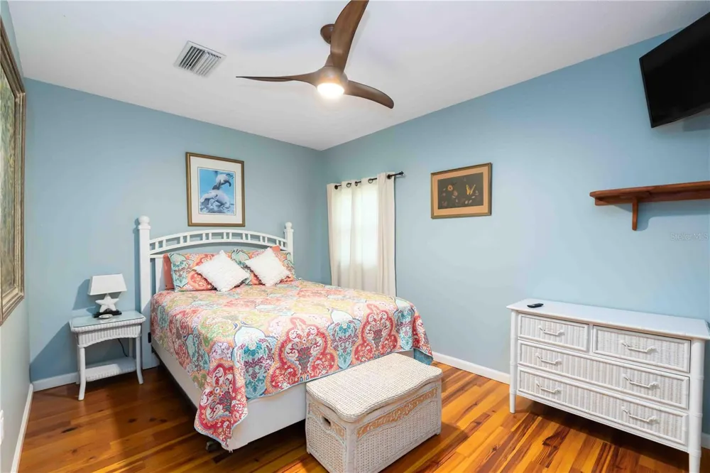 6680 GULF OF MEXICO DRIVE Longboat Key, FL 34228