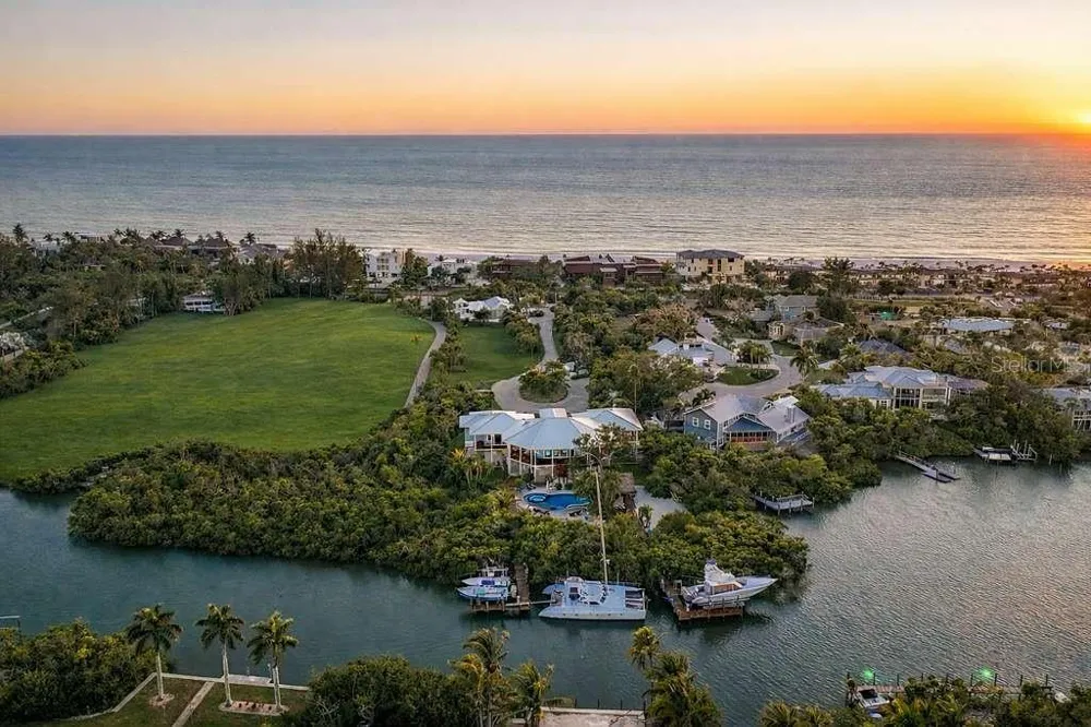 6680 GULF OF MEXICO DRIVE Longboat Key, FL 34228
