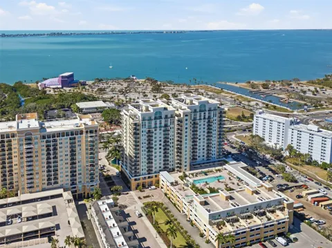 800 TAMIAMI TRAIL #1203