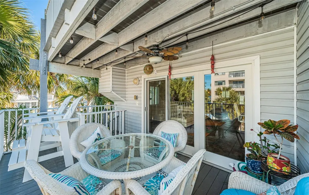 12274 1ST STREET W #8 Treasure Island, FL 33706