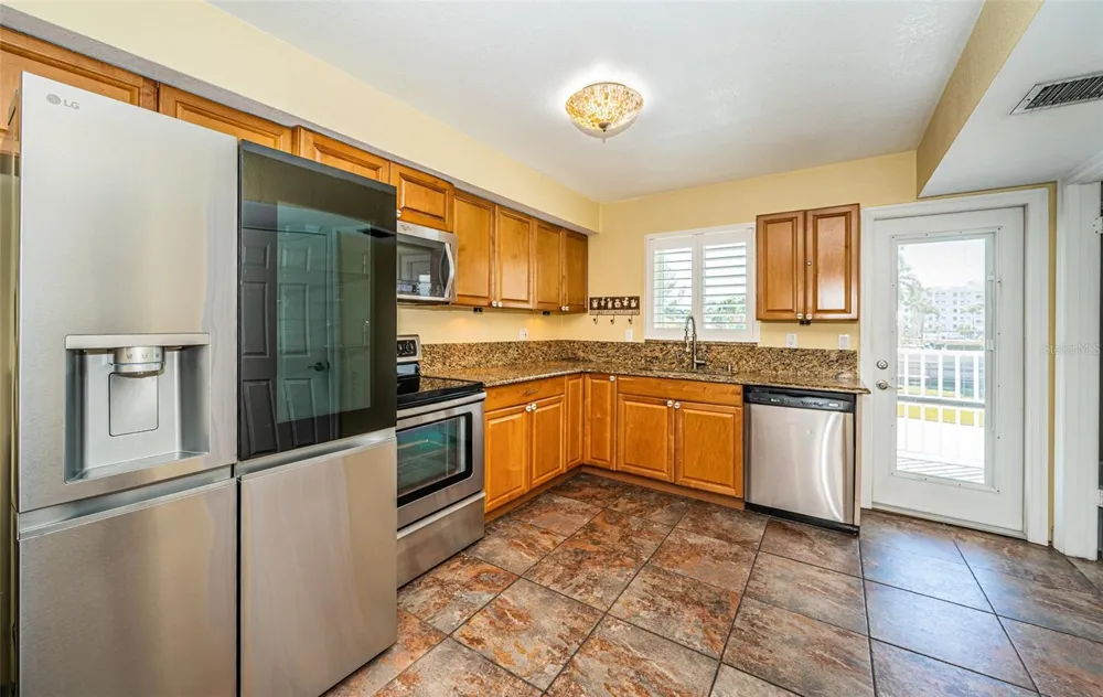 12274 1ST STREET W #8 Treasure Island, FL 33706