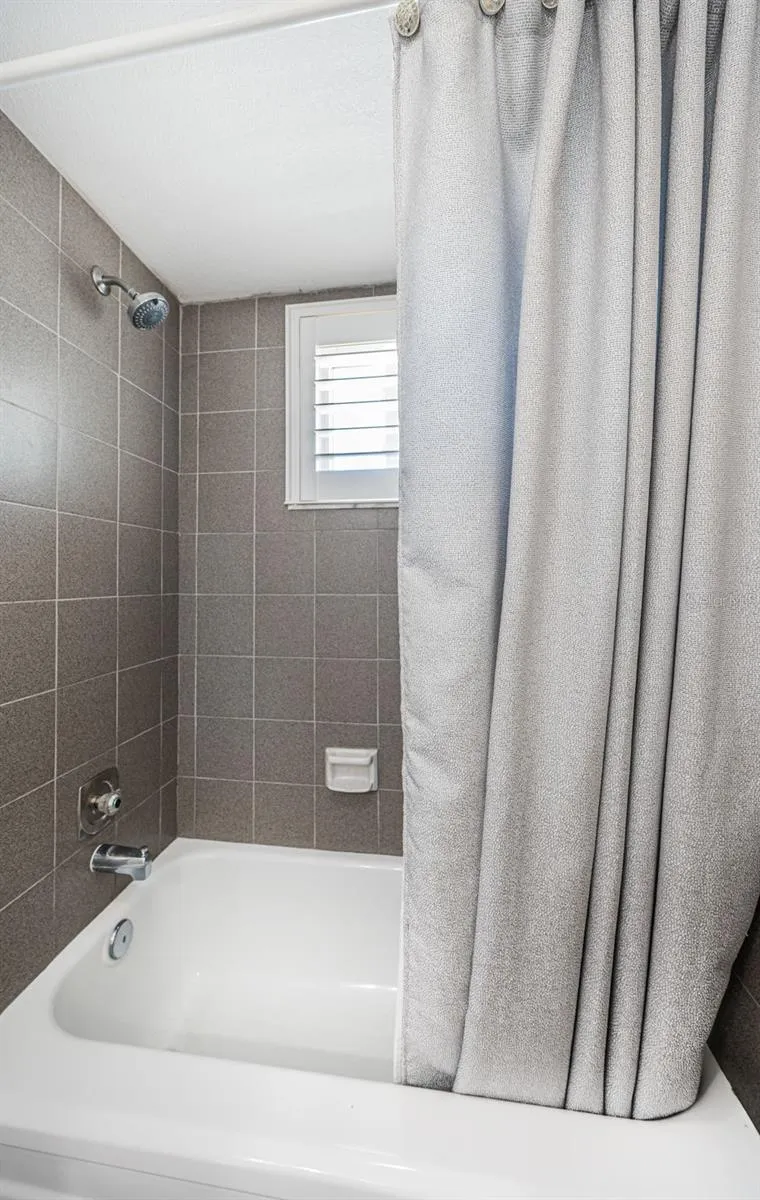 12274 1ST STREET W #8 Treasure Island, FL 33706