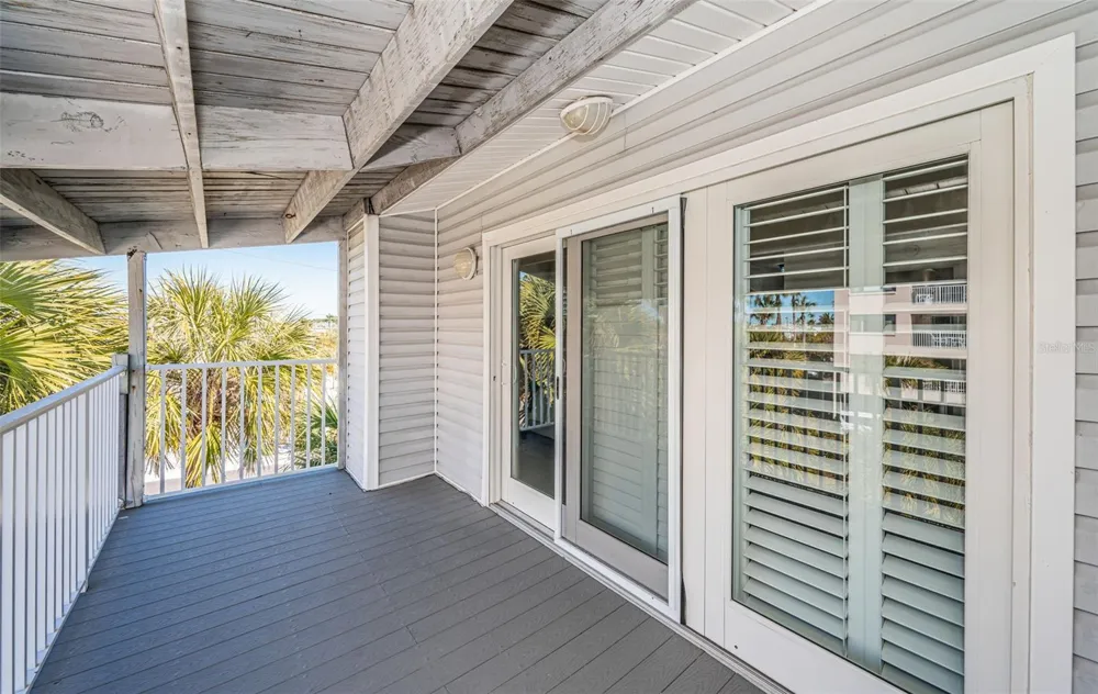 12274 1ST STREET W #8 Treasure Island, FL 33706