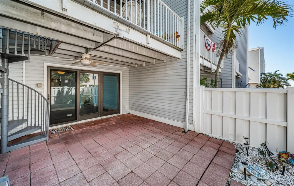 12274 1ST STREET W #8 Treasure Island, FL 33706