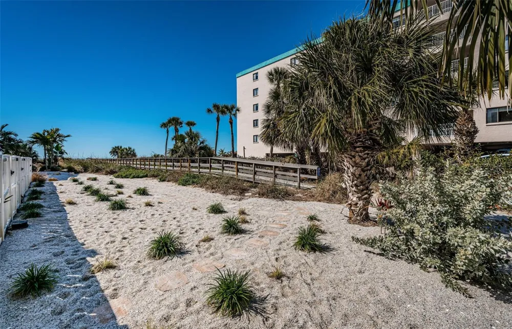 12274 1ST STREET W #8 Treasure Island, FL 33706