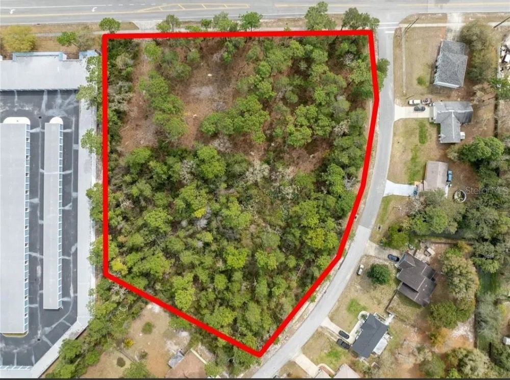 1370 COURTLAND BLVD Deltona, FL 32738