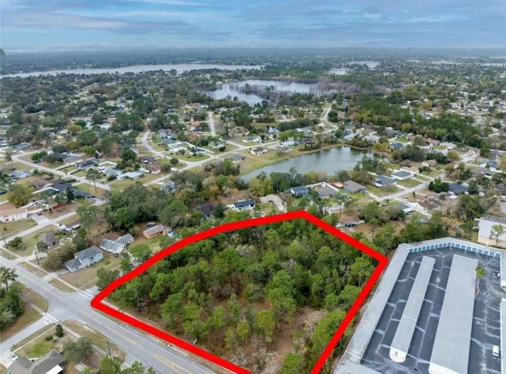 1370 COURTLAND BLVD Deltona, FL 32738