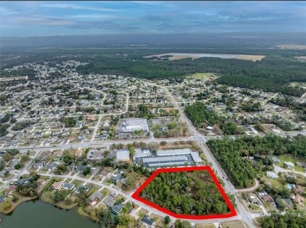 1370 COURTLAND BLVD Deltona, FL 32738