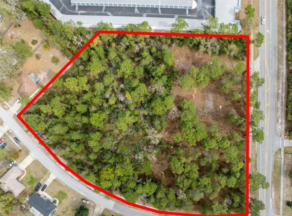 1370 COURTLAND BLVD Deltona, FL 32738