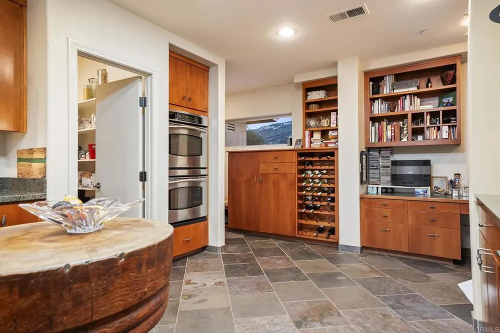 21916 JAPATUL LANE Alpine, CA 91901