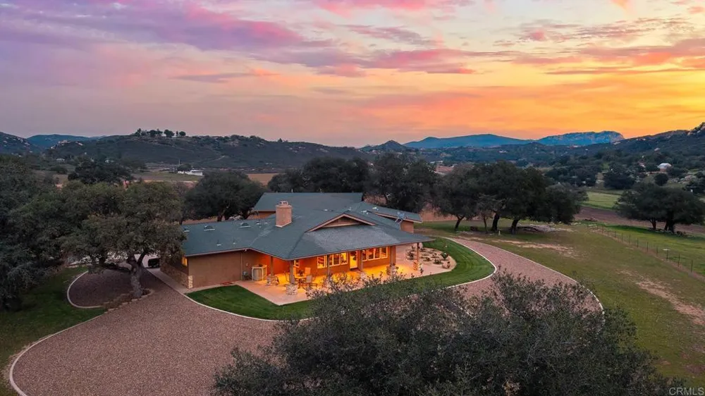 21916 JAPATUL LANE Alpine, CA 91901