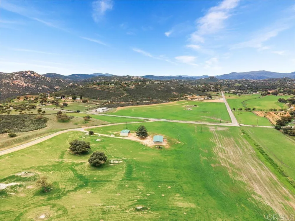 21916 JAPATUL LANE Alpine, CA 91901
