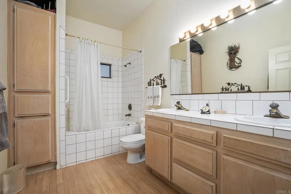 21916 JAPATUL LANE Alpine, CA 91901