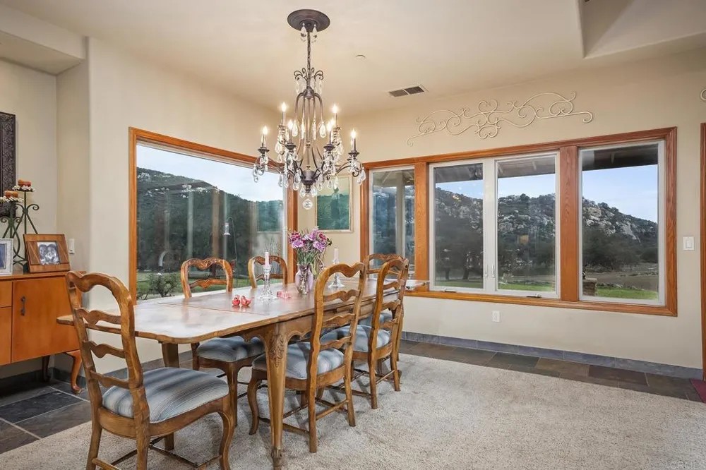 21916 JAPATUL LANE Alpine, CA 91901