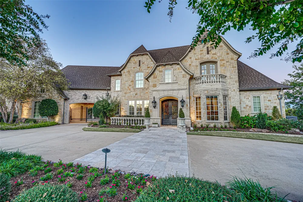 140 Manor Drive