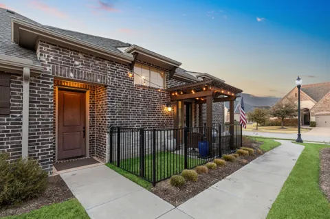 3881 Marigold Lane