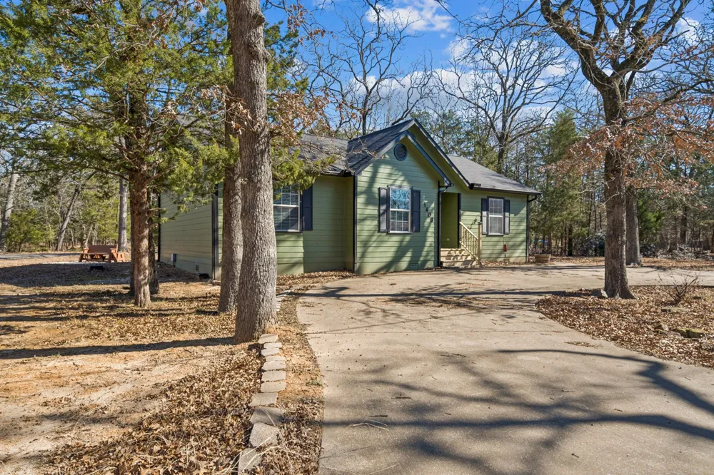 1408 Riverside Drive Quinlan, TX 75474