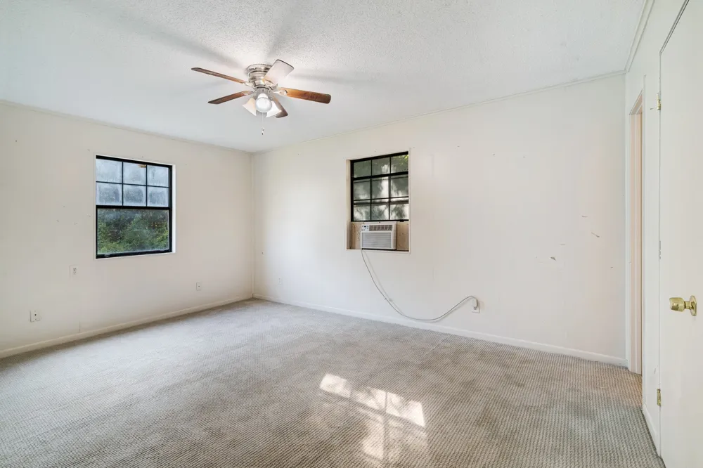 3875 US Highway 271 Highway Powderly, TX 75473