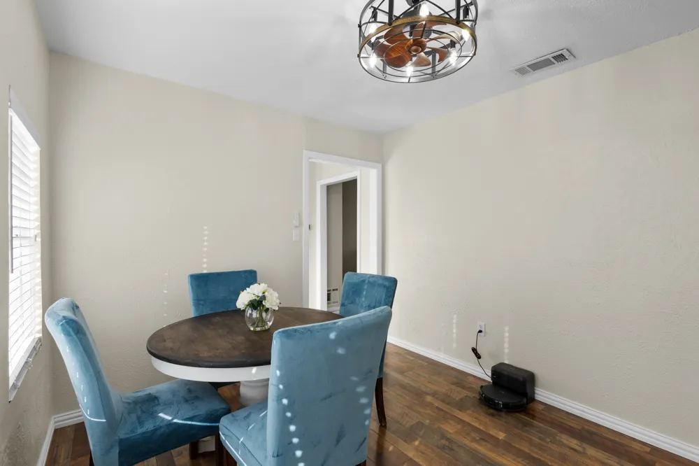 305 Cheyenne Drive Runaway Bay, TX 76426