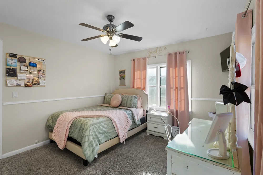 305 Cheyenne Drive Runaway Bay, TX 76426