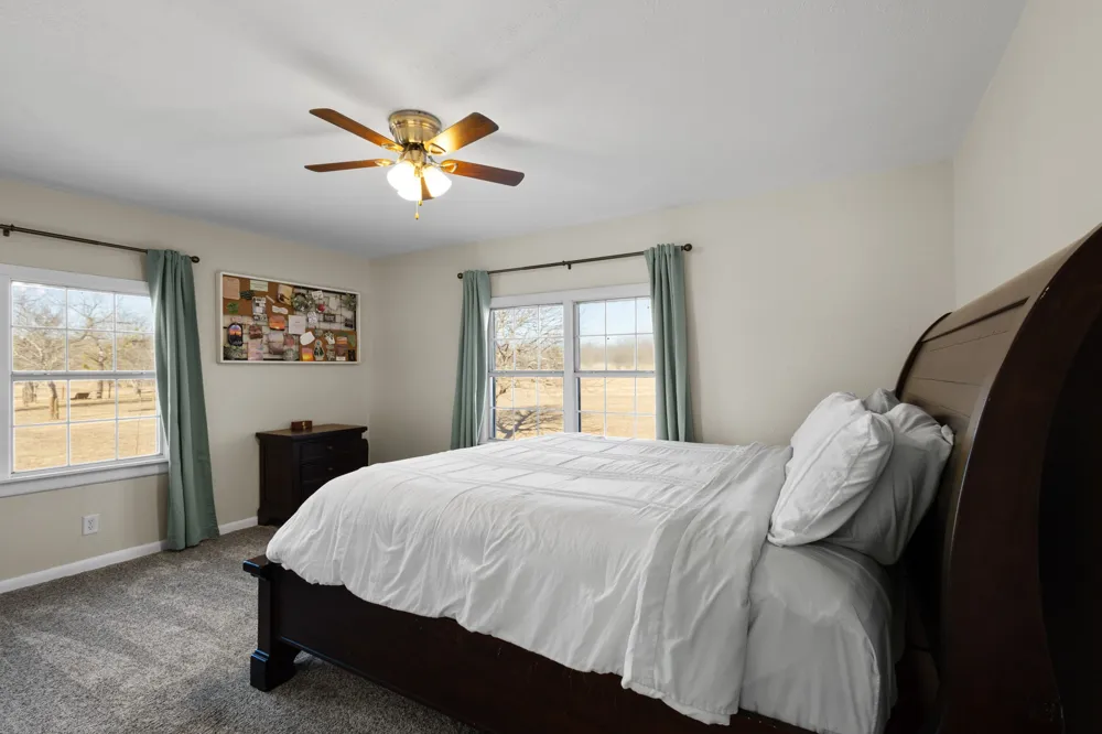 305 Cheyenne Drive Runaway Bay, TX 76426