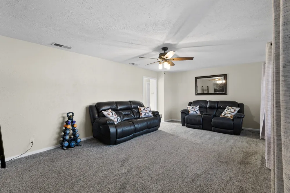 305 Cheyenne Drive Runaway Bay, TX 76426