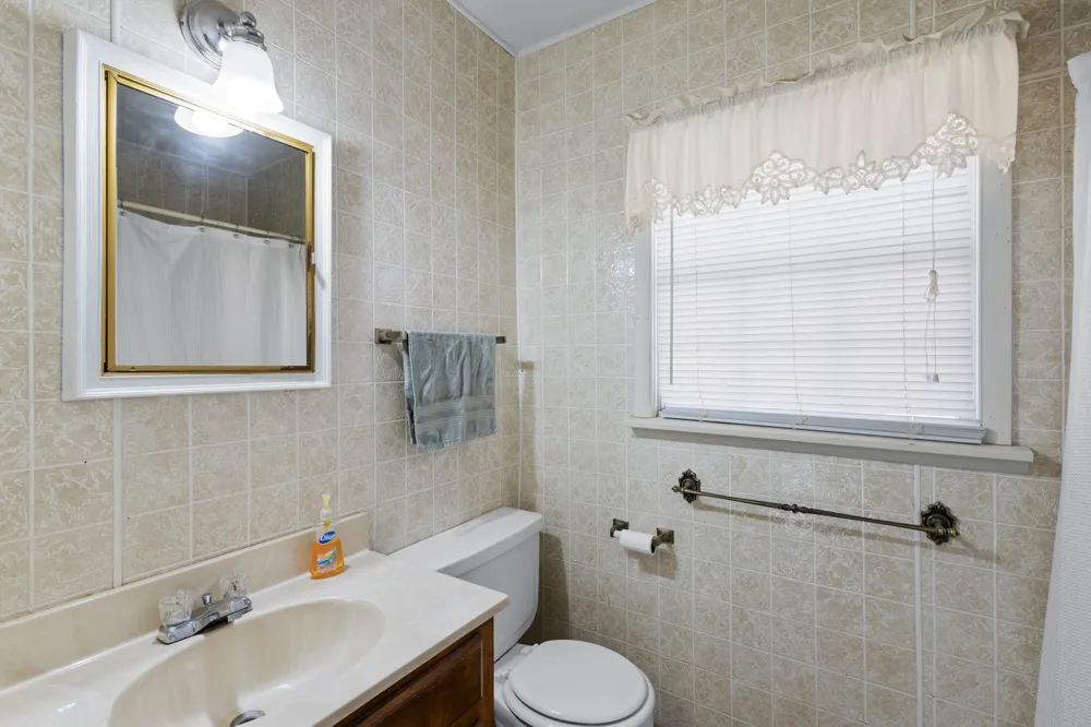 305 Cheyenne Drive Runaway Bay, TX 76426