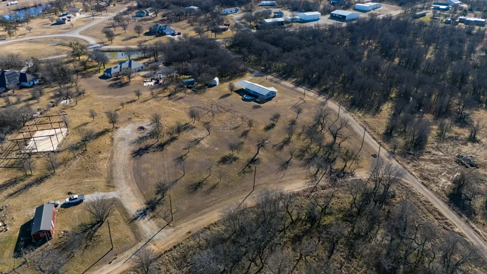 305 Cheyenne Drive Runaway Bay, TX 76426