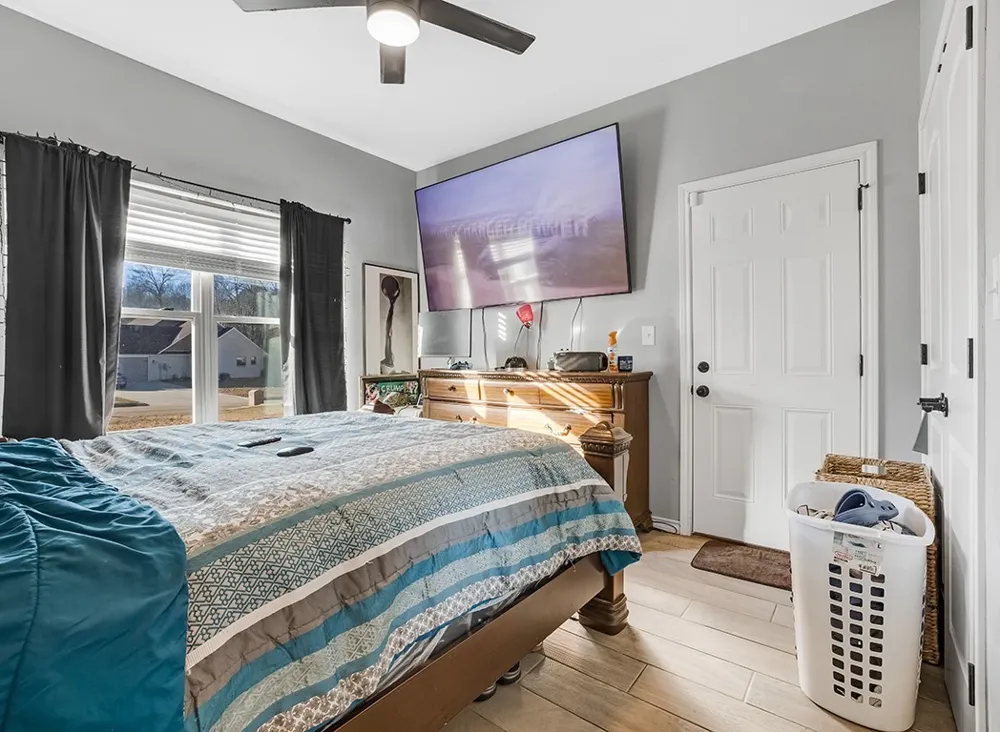 523 Mitchell Ryan Wake Village, TX 75501