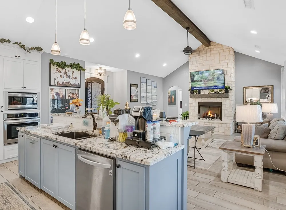 523 Mitchell Ryan Wake Village, TX 75501