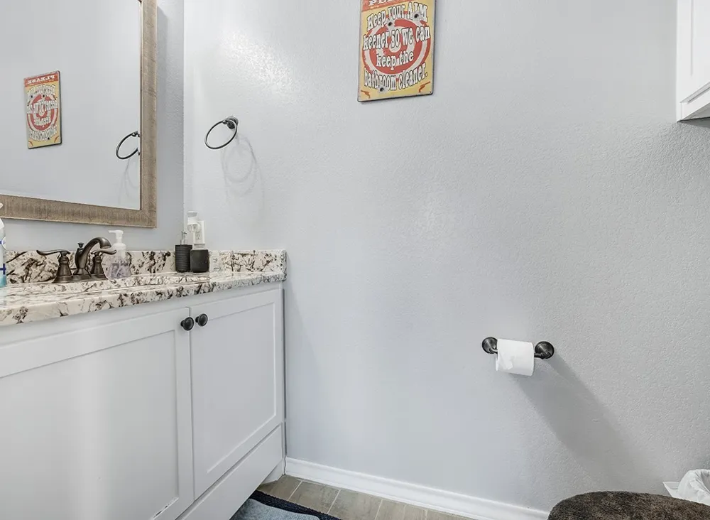 523 Mitchell Ryan Wake Village, TX 75501
