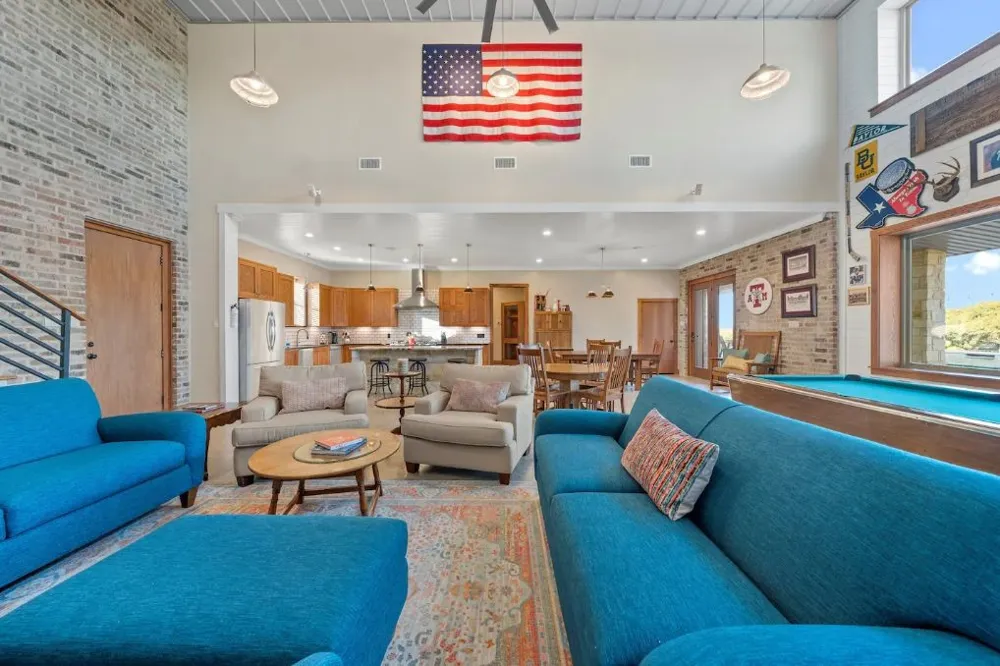 395 County Road 470 Chilton, TX 76632