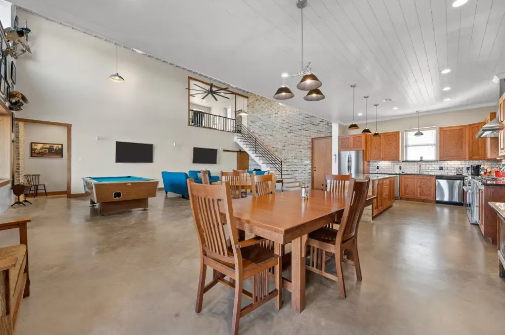 395 County Road 470 Chilton, TX 76632