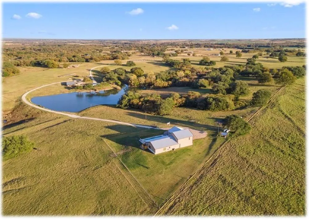 395 County Road 470 Chilton, TX 76632