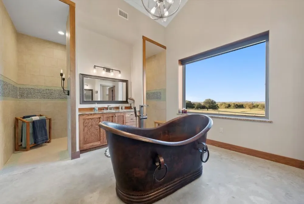 395 County Road 470 Chilton, TX 76632