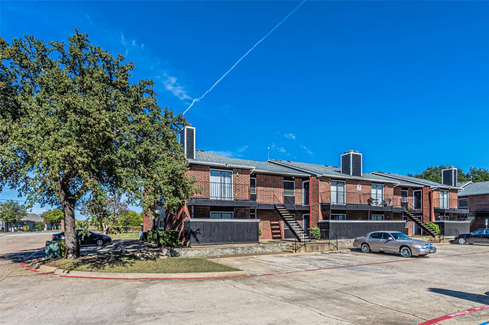 300 W Wintergreen Road #729ABP DeSoto, TX 75115