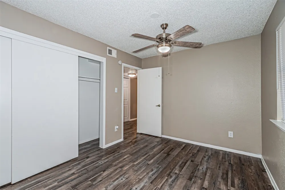 300 W Wintergreen Road #226 DeSoto, TX 75115