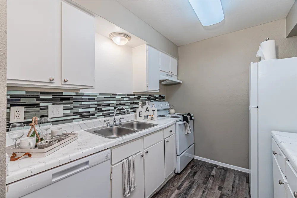 300 W Wintergreen Road #226 DeSoto, TX 75115